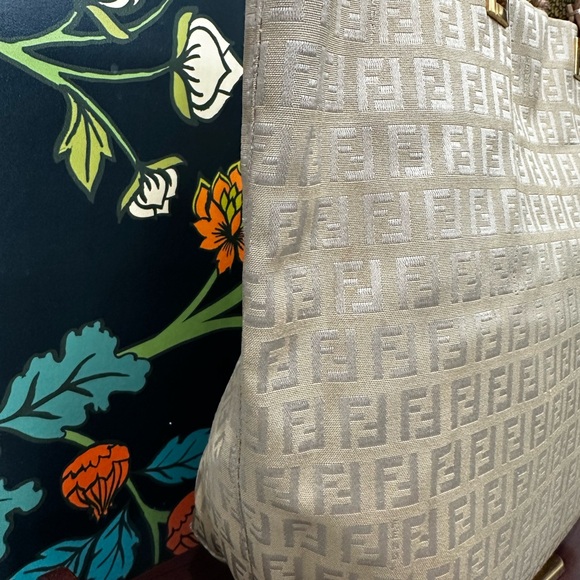 Vintage Fendi Zucca FF Canvas Tote | Made in Italy - Picture 9 of 14
